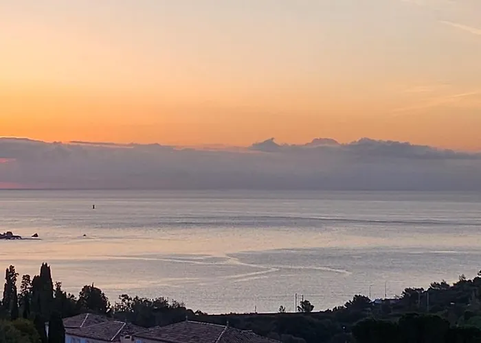 Village Cap Esterel Vue Mer, Duplex Climatisé